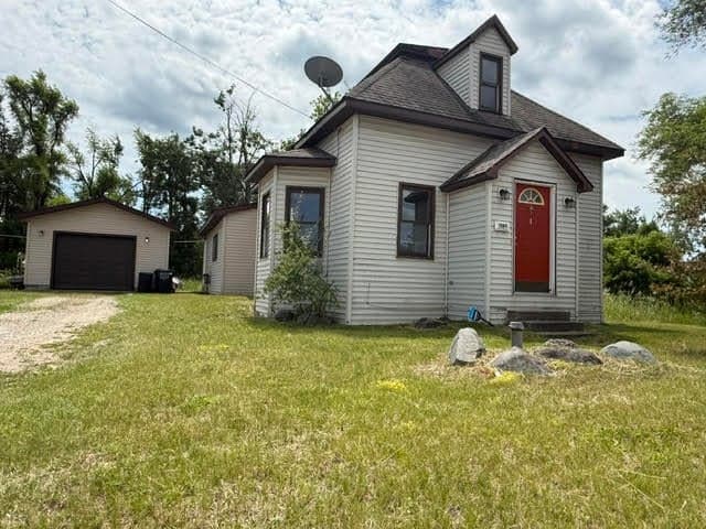 1984 E Miller Road, Fairview, MI 48621