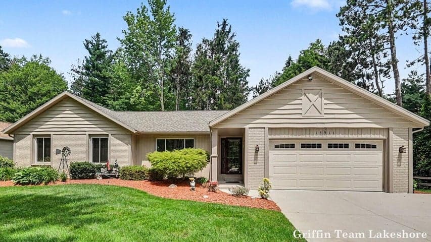 15911 Fendt Farm Drive, Holland, MI 49424