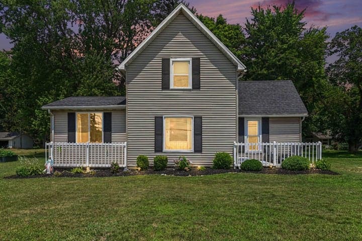 59510 County Road 378, Bangor, MI 49013