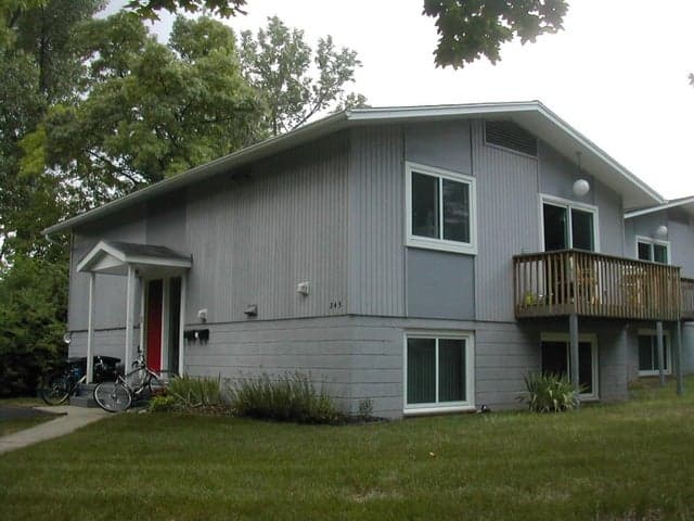 245 Brookridge Court 1, Ann Arbor, MI 48103