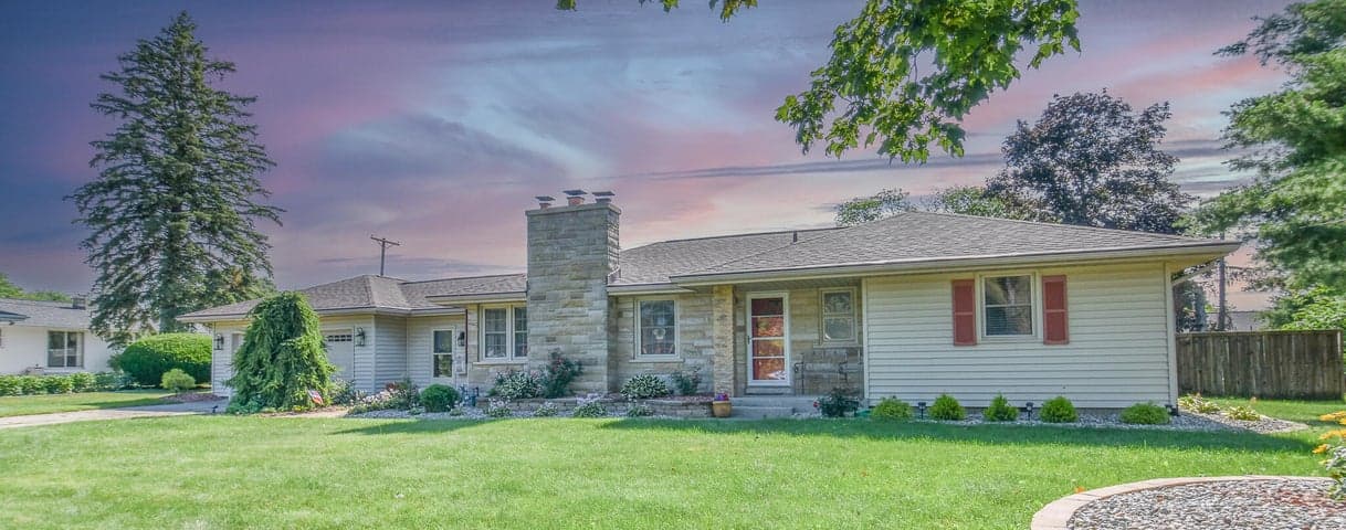 210 Maplecrest Street, Sturgis, MI 49091