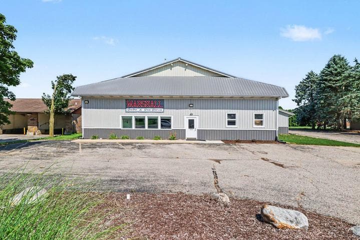 126 West Drive N, Marshall, MI 49068