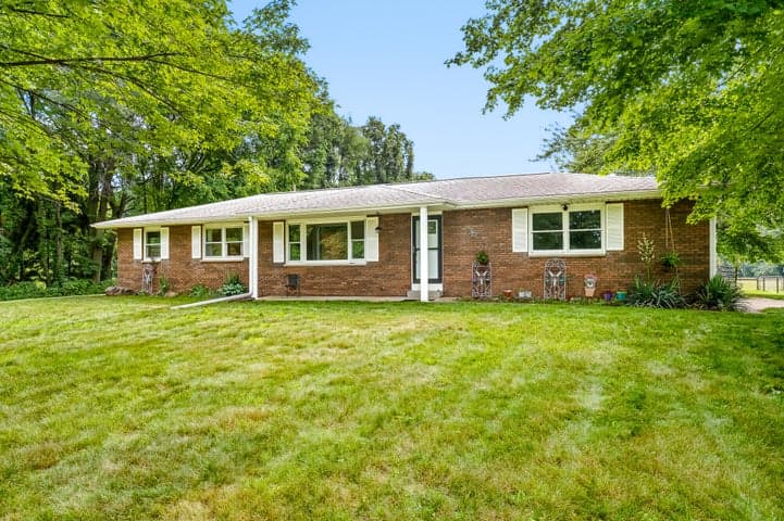 15769 S 29th Street, Vicksburg, MI 49097