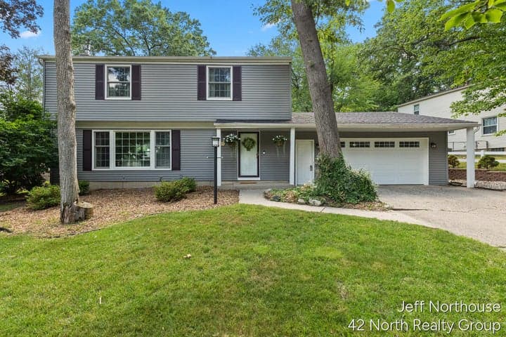4619 Meryton Avenue NW, Comstock Park, MI 49321