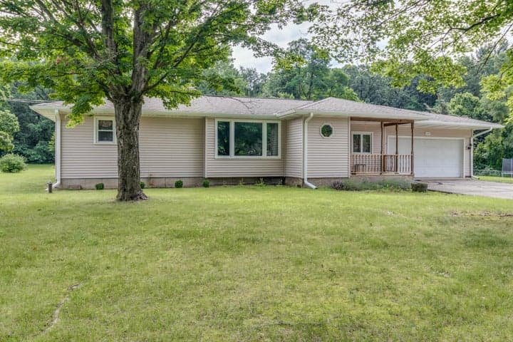 127 Beadle Lake Drive, Battle Creek, MI 49014