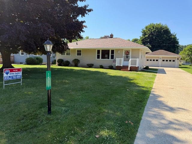 1511 Kensington Drive, Jackson, MI 49203