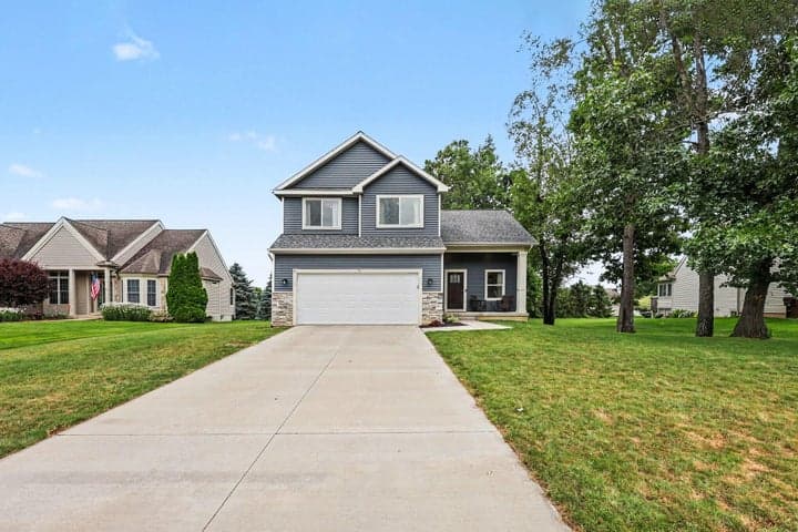 71 Dickens Street, Spring Arbor, MI 49283