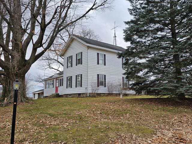 66598 Territorial Road, Lawrence, MI 49064