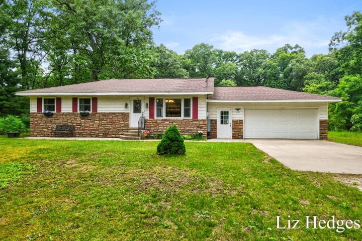 9255 Blue Lake Road, Twin Lake, MI 49457