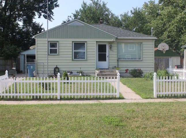 246 Maplelawn Street SW, Wyoming, MI 49548