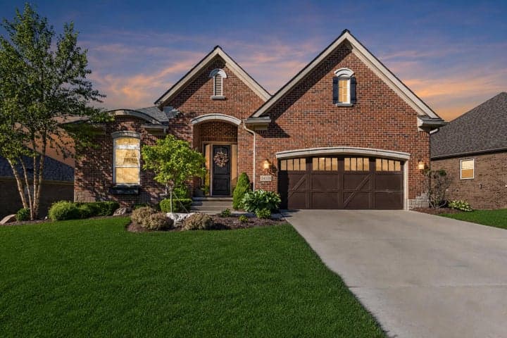 24523 Pinnacle Circle, South Lyon, MI 48178