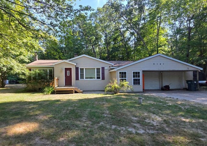 6141 Bell Road, Whitehall, MI 49461