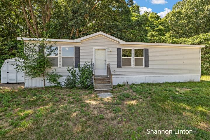 8783 Muirfield Drive, West Olive, MI 49460