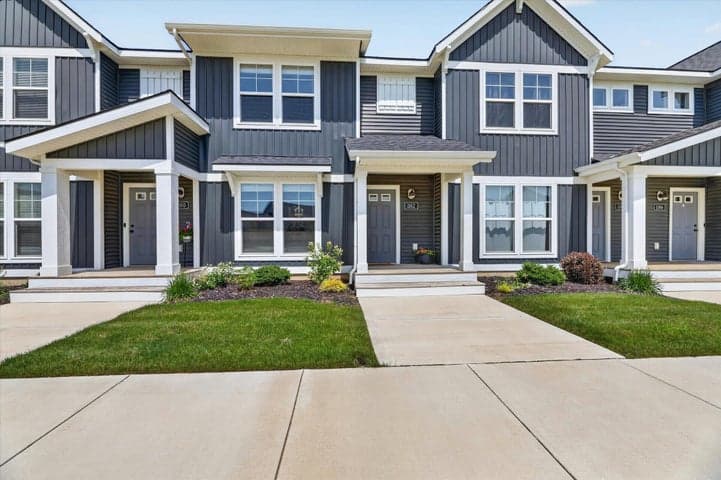 1162 Stagecoach Drive SE, Byron Center, MI 49315