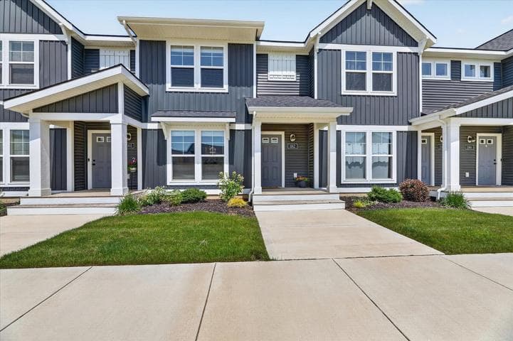 1162 Stagecoach Drive SE, Byron Center, MI 49315