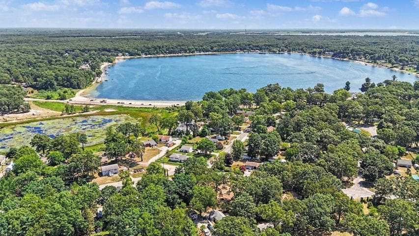141 N Stewart Street, Muskegon, MI 49442