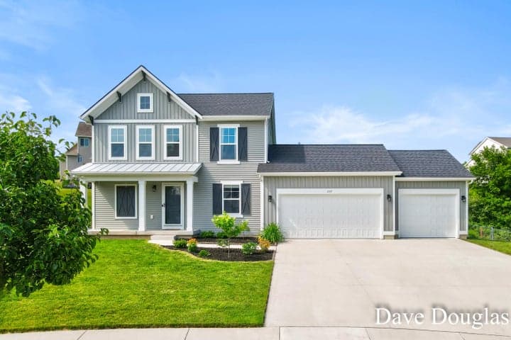 237 Young Court, Rockford, MI 49341