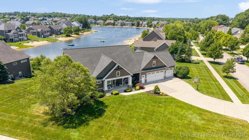 7014 Nantucket Drive SW, Byron Center, MI 49315