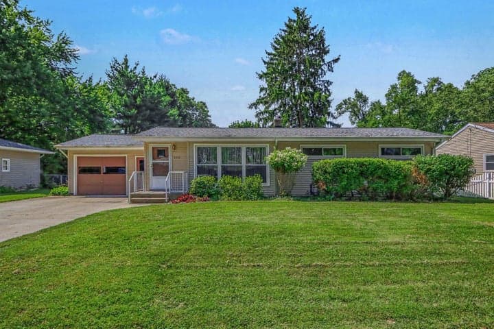 3010 Glenhaven Avenue, Kalamazoo, MI 49004
