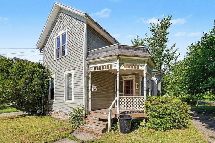 34 Poplar Street, Battle Creek, MI 49017