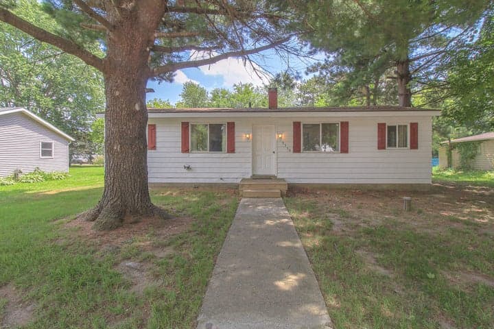 5350 Rimmel Drive, Vicksburg, MI 49097