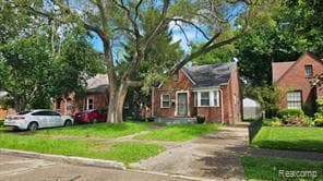 17834 Bradford Avenue, Detroit, MI 48205