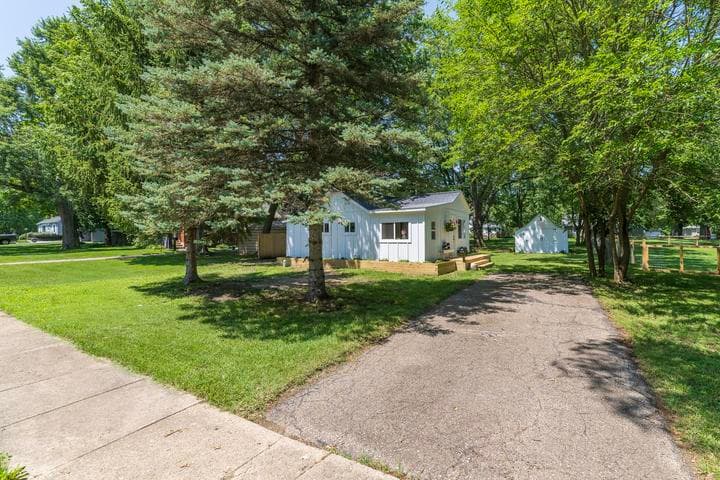 428 W Morrell Street, Otsego, MI 49078