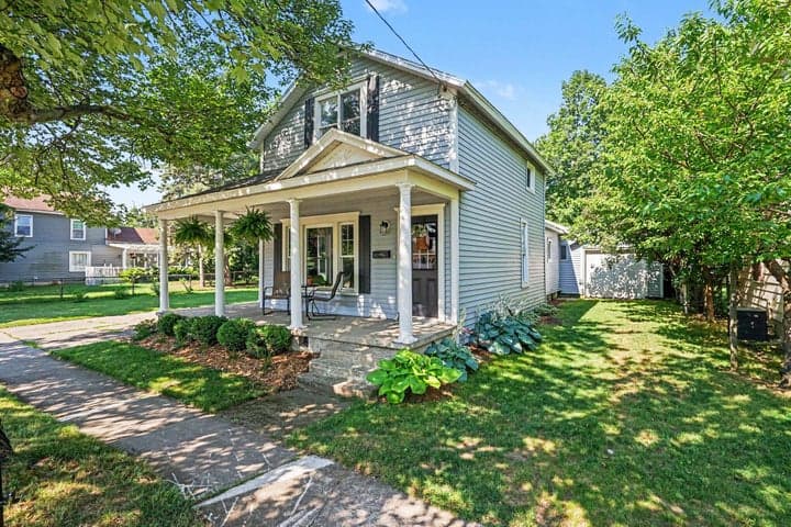 209 N Jackson Street, Spring Lake, MI 49456
