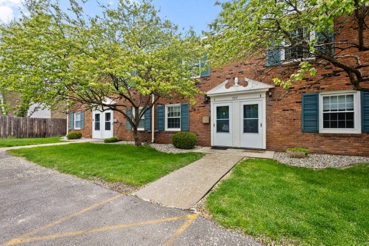707 Garland Circle A, Kalamazoo, MI 49008