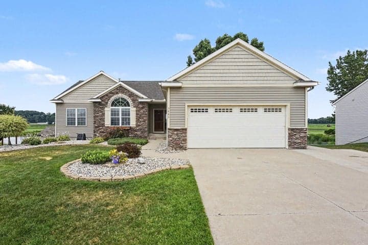 3883 Kentucky Lane, Hudsonville, MI 49426