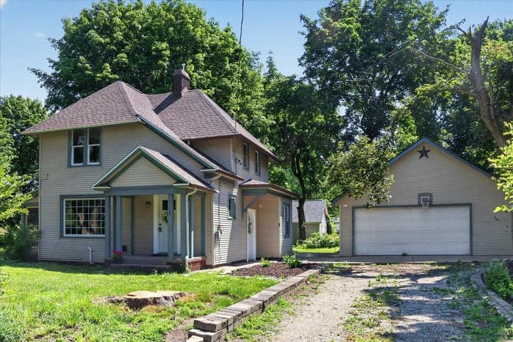 2213 Olmstead Road, Kalamazoo, MI 49001