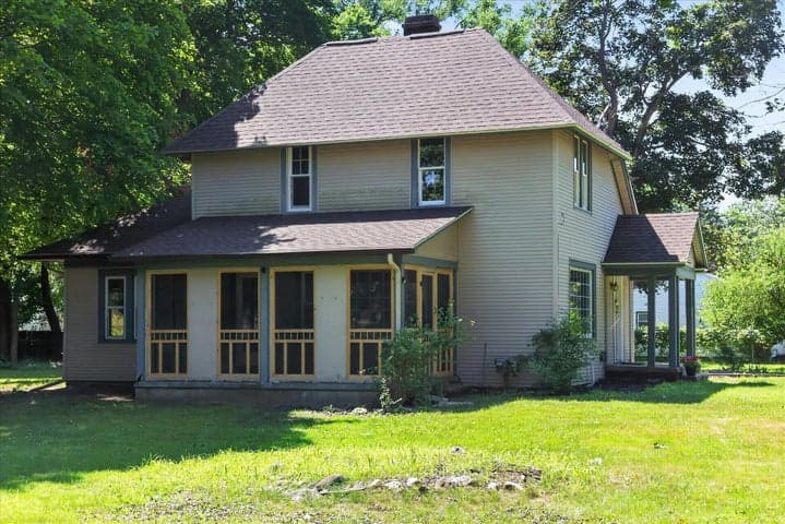 2213 Olmstead Road, Kalamazoo, MI 49001