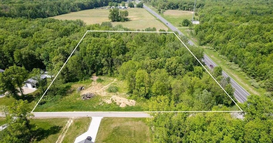 4365 English Setter Drive, Allegan, MI 49010