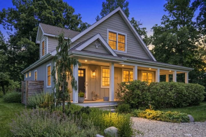 5553 Hidden Pond Lane, Sawyer, MI 49125