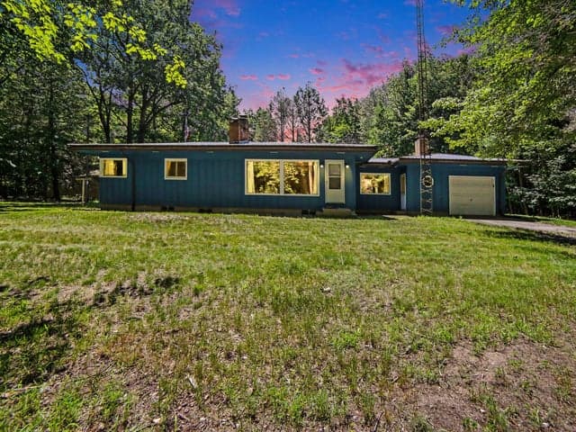 8359 W Stony Lake Road, New Era, MI 49446