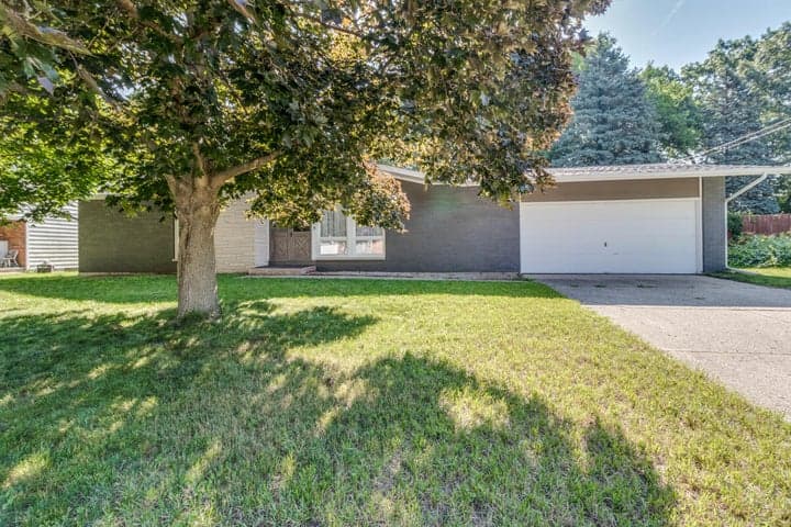 109 Parkshore Drive, Battle Creek, MI 49014