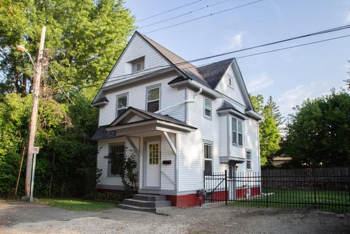 826 Normal Court, Kalamazoo, MI 49007