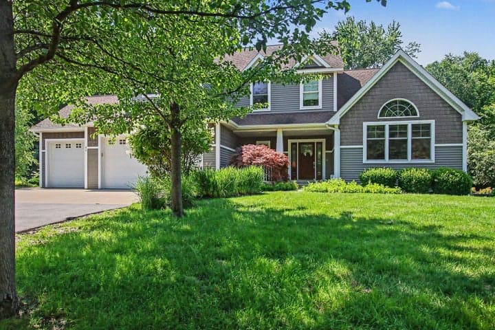 86 Osullivan Drive, South Haven, MI 49090
