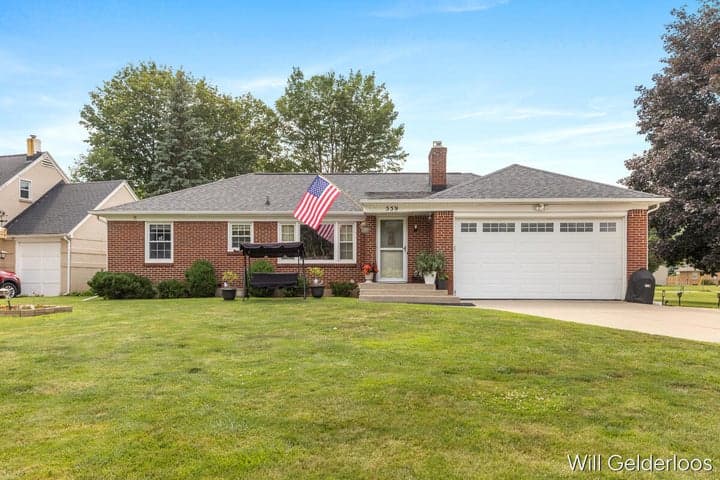 559 Shawmut Boulevard NW, Grand Rapids, MI 49504