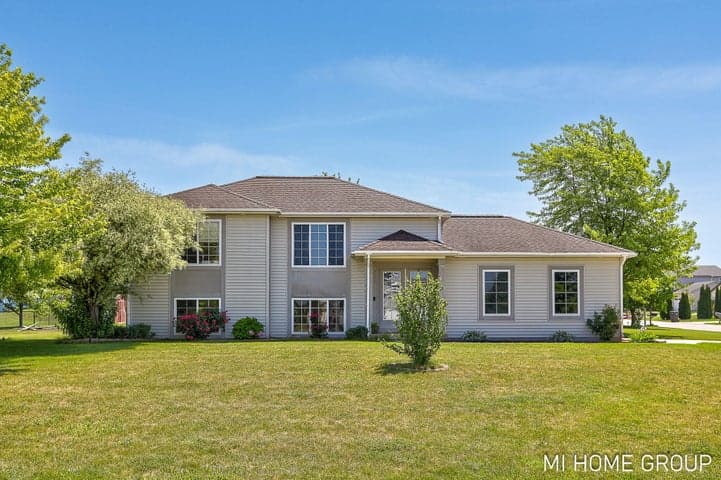 3538 Snip Drive, Holland, MI 49424