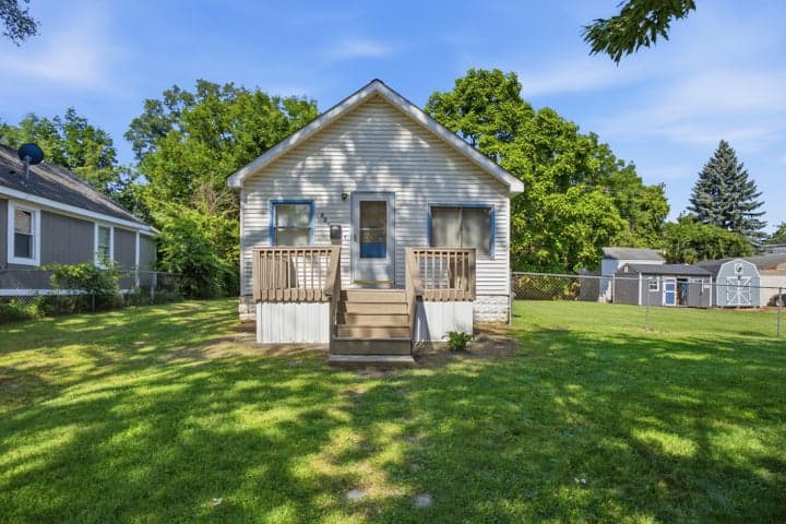 543 Emerson Avenue, Pontiac, MI 48342