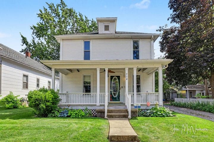 714 Graceland Street NE, Grand Rapids, MI 49505