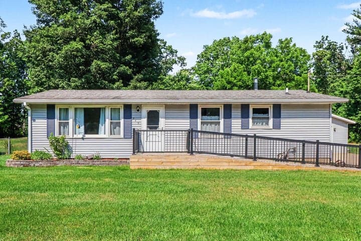 546 S Sherman Street, Allegan, MI 49010