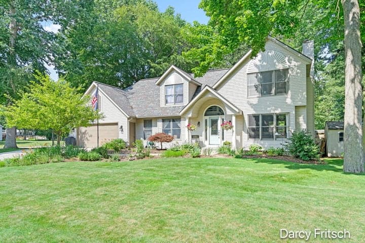 7096 Gettysburg Drive, Hudsonville, MI 49426