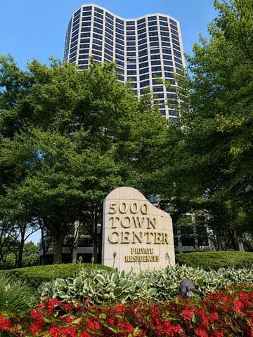 5000 Town Center 908, Southfield, MI 48075
