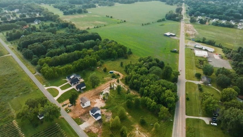 1221 E Marquette Woods Road, St. Joseph, MI 49085