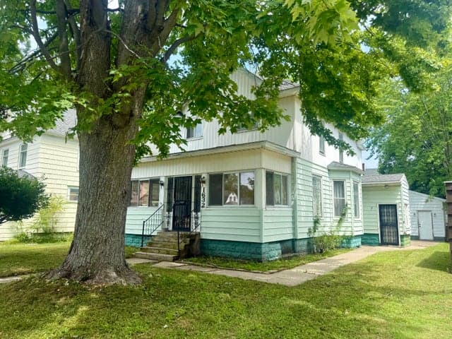 1632 5th Street, Muskegon, MI 49441