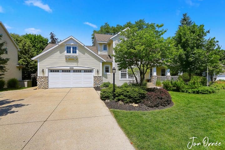 2595 Southplatte Drive SW, Byron Center, MI 49315