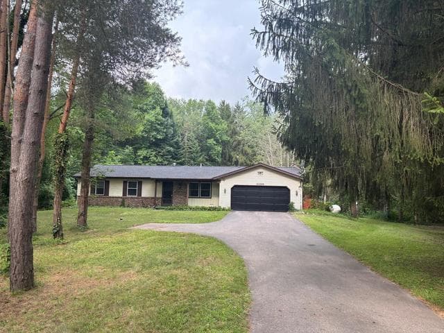 34268 County Road 653, Paw Paw, MI 49079