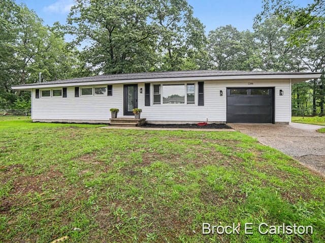 1288 Aspacia Street, Muskegon, MI 49445